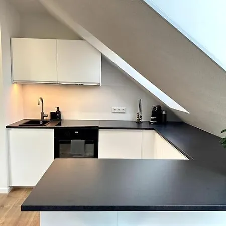 Apartment Stylisches In Zentraler Lage - Mit Klima *