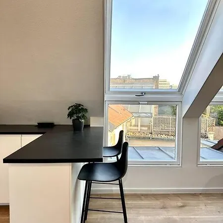 Stylisches In Zentraler Lage - Mit Klima