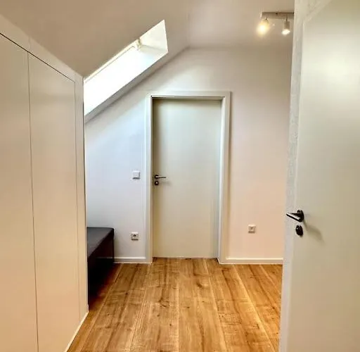 Stylisches In Zentraler Lage - Mit Klima Apartament *